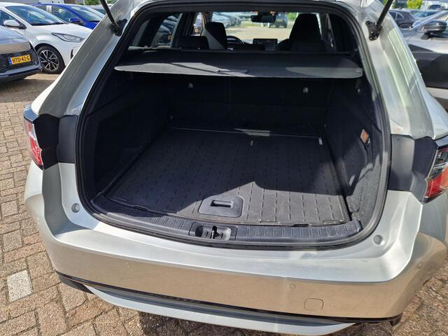Toyota COROLLA Touring Sports 2.0 Hybrid Dynamic
