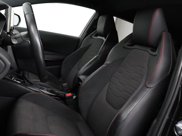 Toyota COROLLA 1.8 Hybrid Executive | Head-Up | Stoelverwarming | Adaptive cruise | Carplay | Camera | Navigatie | Sportstoelen | Keyless | Full LED