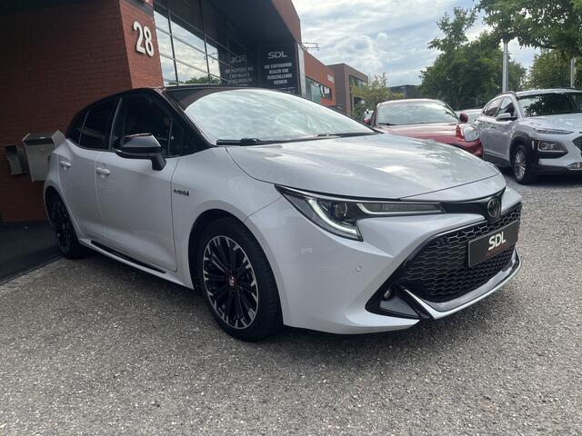 Toyota COROLLA 1.8 Hybrid GR-Sport // ADAPT. CRUISE // FULL LED // CAMERA+SENSOREN // HALF LEDER //