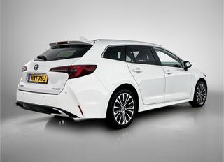 toyota-corolla-touring-sports-1.8-h