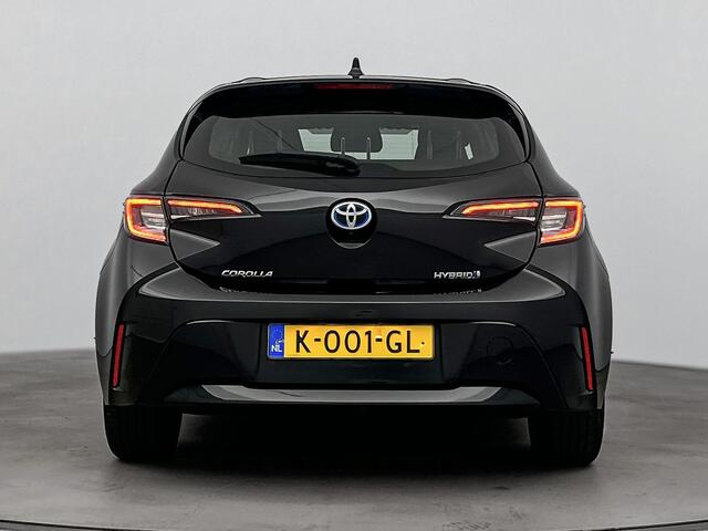 Toyota COROLLA 1.8 Hybrid Active Navi | Metaallak | Parkeercamera | Lichtmetalen Velgen |