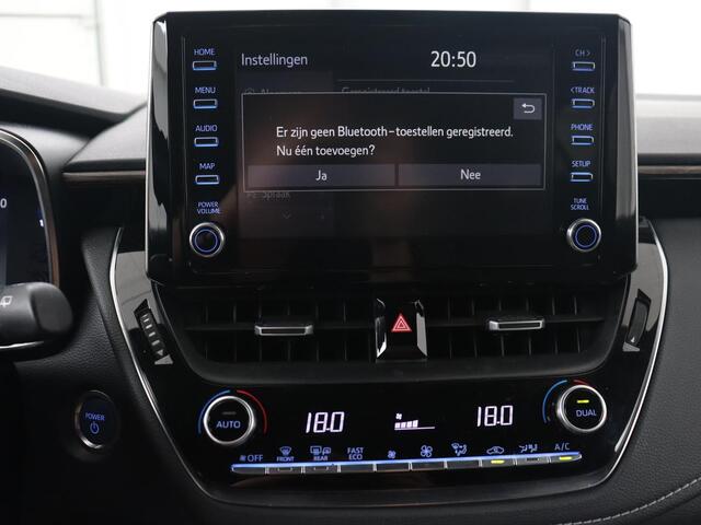 Toyota COROLLA 1.8 Hybrid Trek | Stoelverwarming | Adaptive cruise | Trekhaak | Carplay | Camera | Keyless | Full LED | Navigatie | Climate control