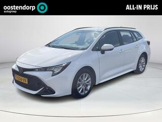 toyota-corolla-touring-sports-hybri