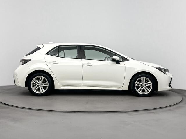Toyota COROLLA Hybrid 140 Business Plus