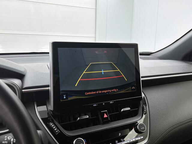 Toyota COROLLA Cross Hybrid 140 Style | Navigatie | Parkeersensoren |