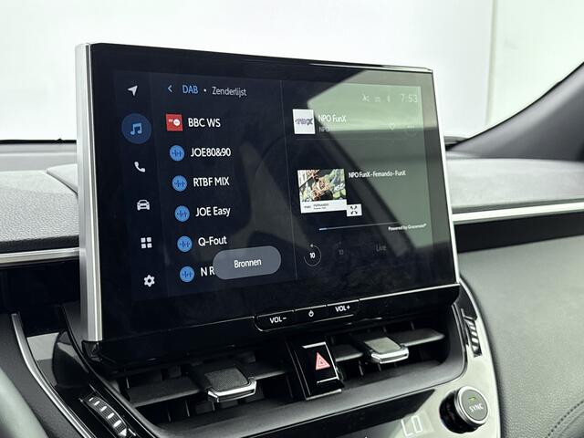 Toyota COROLLA Cross Hybrid 200 Style Limited | Stoel -/ Stuur -/ Voorruit Verwarming | Navigatie |