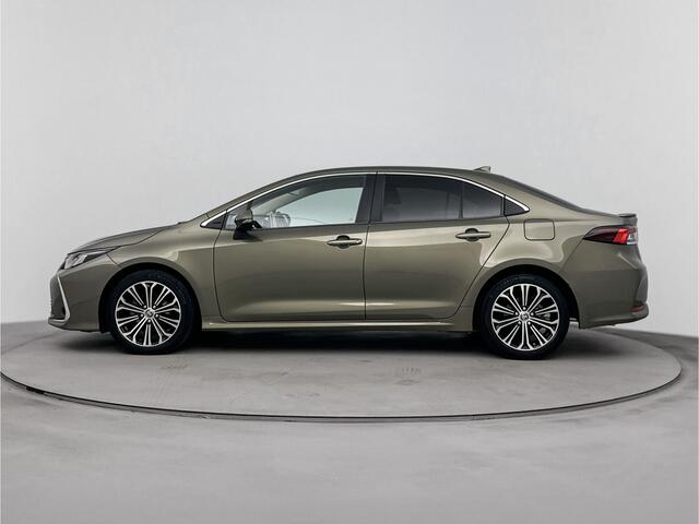 Toyota COROLLA 1.8 Hybrid Business Plus | NL-Auto | Trekhaak | Apple Carplay -/ Android Auto | Stoelverwarming |