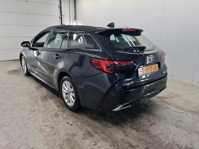 Toyota COROLLA Touring Sports 1.8 Hybrid Active Auto. Navigatie Apple Carplay/Android Auto Camera Adaptive Cruise Control Virtual Cockpit Climate Control Lichtmetalen velgen