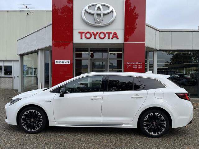Toyota COROLLA Touring Sports 2.0 Hybrid GR-Sport | Rijklaar | NL-Auto | 1e Eigenaar | Apple carplay