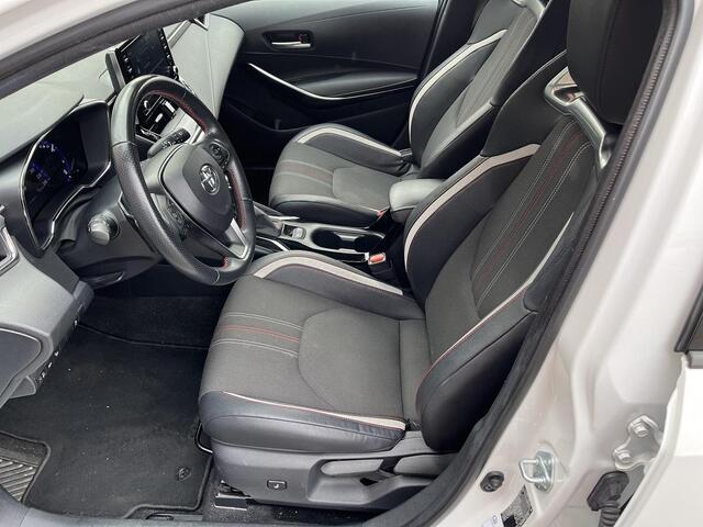 Toyota COROLLA Touring Sports 2.0 Hybrid GR-Sport | Rijklaar | NL-Auto | 1e Eigenaar | Apple carplay