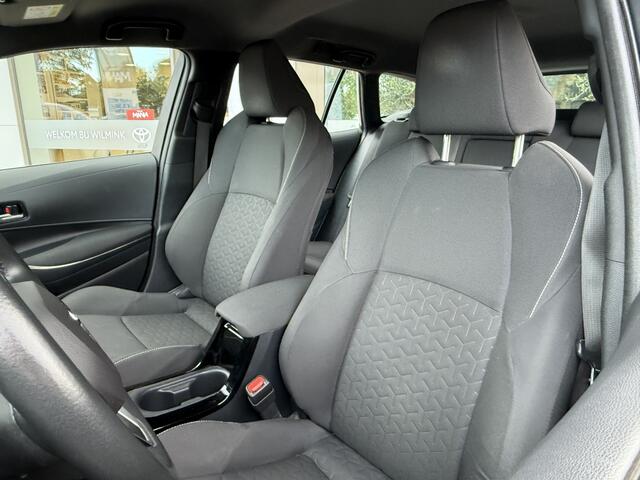 Toyota COROLLA 1.8 Hybrid Business | all-seasonbanden | metallic lak