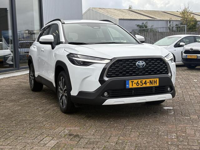 Toyota COROLLA Cross 2.0 High Power Hybrid First Edition | Trekhaak | Dodehoek sensor |