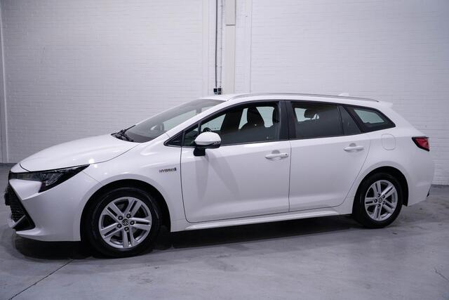 Toyota COROLLA Touring Sports 2.0 Hybrid Dynamic navigatie privateglas afneembare trekhaak allu-dakrail camera multi-stuurbediening service-boekje aanwezig schakelflippers aan het stuur key-less entry en start