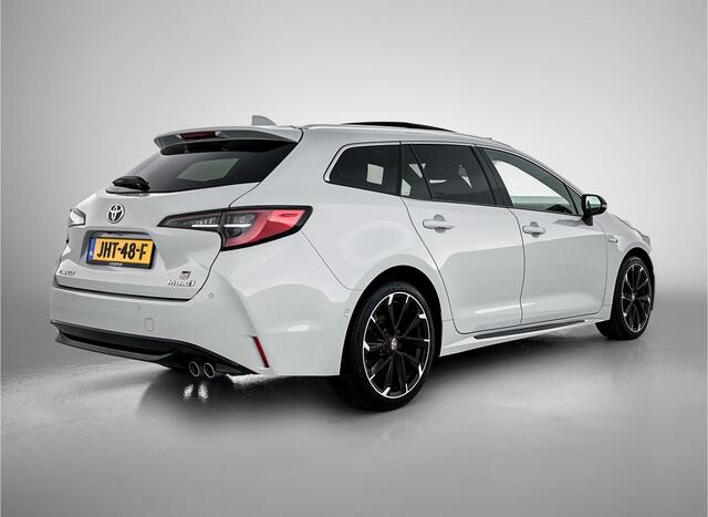 Toyota COROLLA Touring Sports 2.0 Hybrid GR-Sport Plus | Panoramadak | JBL | Stoel + Stuurverwarming | Meest Luxe Uitvoering |