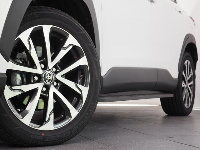 Toyota COROLLA Cross Hybrid 140 Style | Dodehoekdetectie | Toyota Safety Sense 3 | Voorstoelen- en Stuurwiel Verwarmd | Apple CarPlay/ Android Auto | Adaptive Cruise Control | Achteruitrijcamera | Draadloos Telefoonlader
