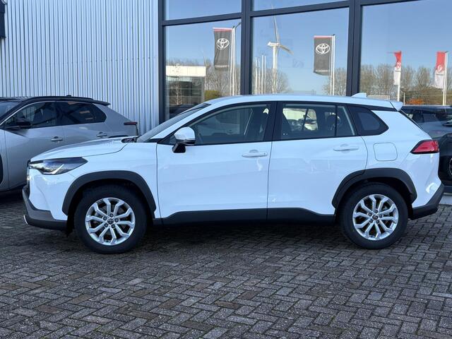 Toyota COROLLA Cross 2.0 High Power Hybrid Active | Trekhaak | Achteruitrijcamera |