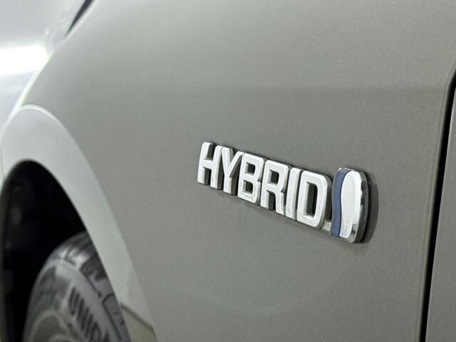 Toyota COROLLA Touring Sports 1.8 Hybrid Business Limited | Garantie t/m 07-2030 mogelijk | Trekhaak | Apple Carplay/Android auto