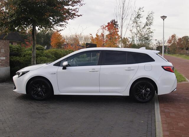 Toyota COROLLA Touring Sports 1.8 Hybrid | Camera | Apple Carplay | Cruise Control | Navi |