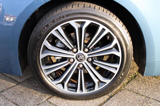 Toyota COROLLA 1.8 Hybrid Business Plus