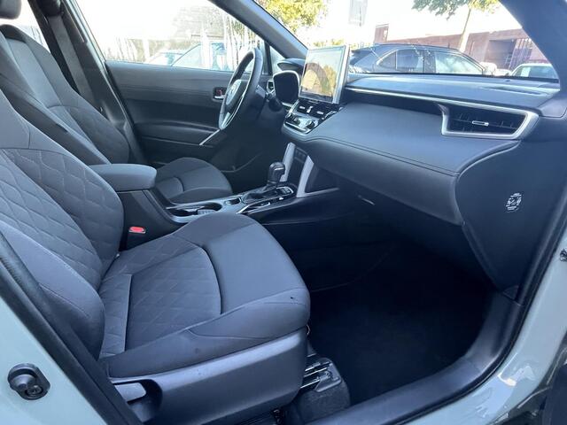 Toyota COROLLA Cross Hybrid 140 Style