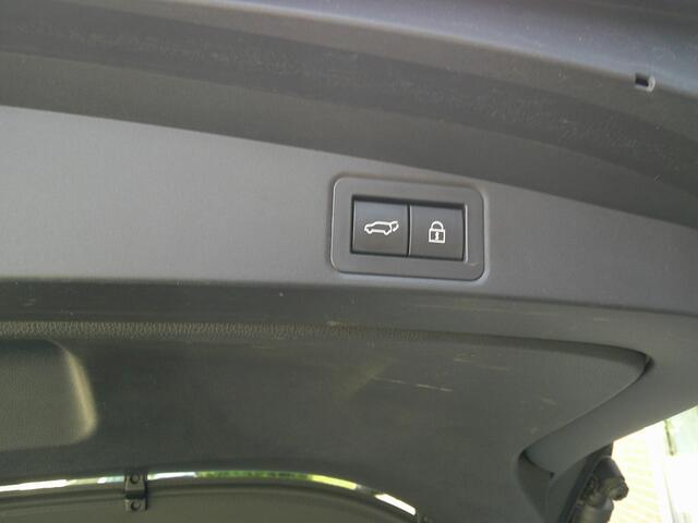 Toyota COROLLA Touring Sports 2.0 Hybrid Executive JBL