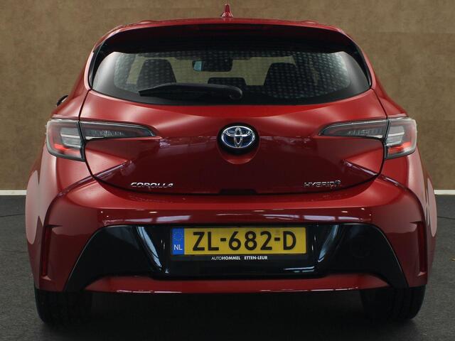Toyota COROLLA 1.8 Hybrid Active Plus APPLE CARPLAY/ANDROID AUTO - ADAPTIEVE CRUISE CONTROL - PARKEERSENSOREN VOOR - ACHTERUITRIJ CAMERA - NAVIGATIE - CLIMATE CONTROL - DRAADLOZE TELEFOONLADER