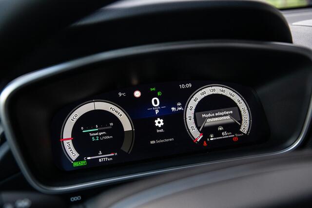 Toyota COROLLA Cross Hybrid 140 Style , Adap. cruise, Keyless entry,