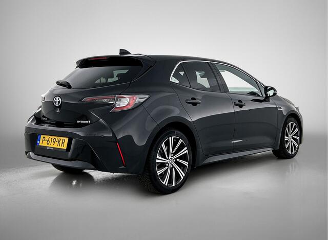 Toyota COROLLA 1.8 Hybrid Dynamic | Parkeersensor achter | Half leder |