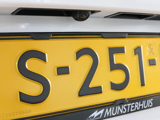 Toyota COROLLA Touring Sports 1.8 Hybrid Dynamic *Dealer onderhouden!* - Adaptive cruise, camera, navi