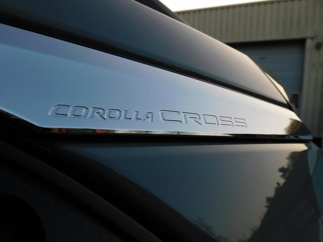 Toyota COROLLA Cross 2.0 High Power Hybrid First Edition 1e EIGENAAR! DEALER ONDERHOUDEN! TOPSTAAT!