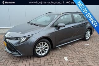 toyota-corolla-touring-sports-hybri