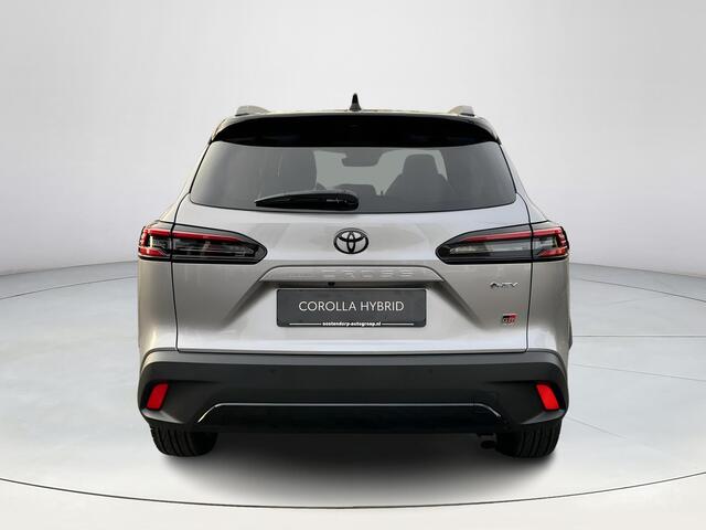 Toyota COROLLA Cross Hybrid 180 GR Sport | Metalstream grey met zwart dak | Panoramadak | Nieuw uit voorraad |