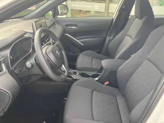 Toyota COROLLA Hybrid 140 Active Plus | Trekhaak | Stoel/Stuurverw