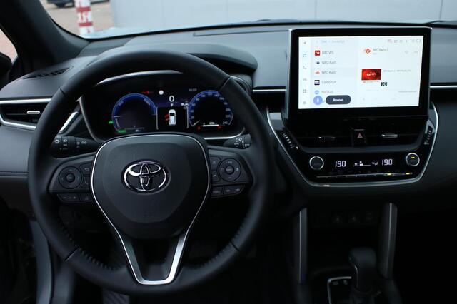 Toyota COROLLA Cross Hybrid 200 Style |LED|Stoelverwarming|Draadloos telefoon opladen|BTW|NL auto