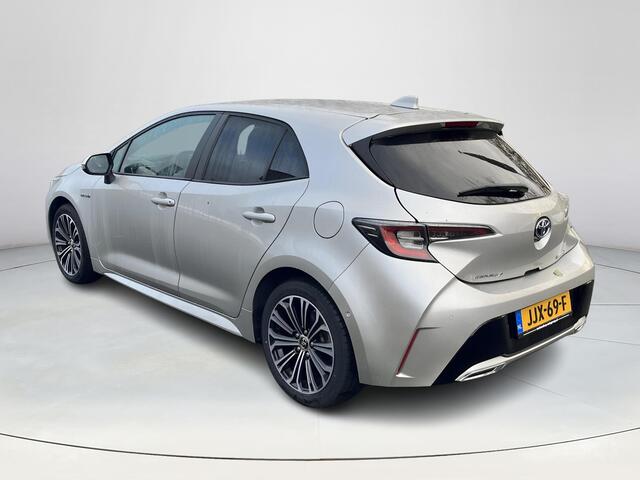 Toyota COROLLA 2.0 Hybrid Dynamic | Navigatiesysteem | Stoelverwarming | Volledige historie