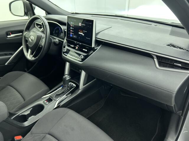 Toyota COROLLA Cross Hybrid 200 Dynamic | 197 PK | BTW | 10 Jaar Toyota Garantie | Privacy Glass | LED |