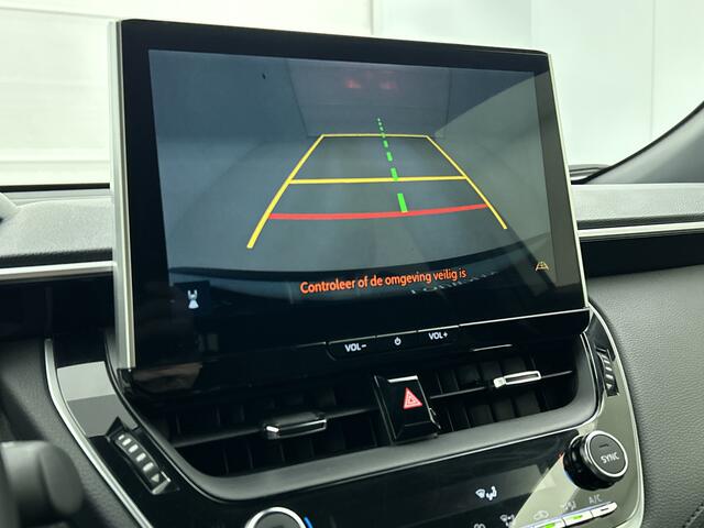 Toyota COROLLA Cross Hybrid 200 Dynamic | 197 PK | BTW | 10 Jaar Toyota Garantie | Privacy Glass | LED |