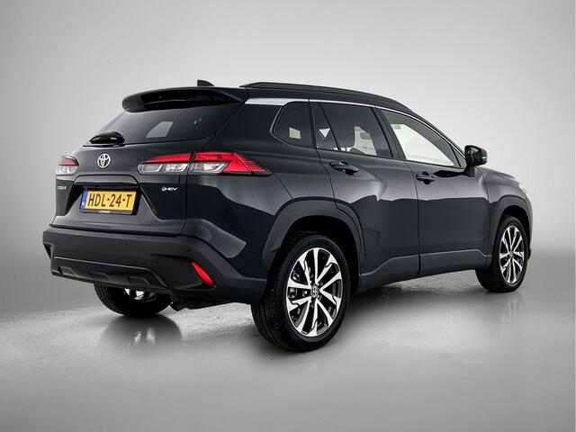 Toyota COROLLA Cross Hybrid 140 Style | Draadloze Telefoonlader | Elektrische Achterklep | Parkeersensoren V+A |