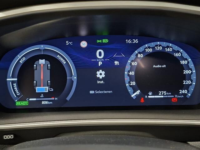 Toyota COROLLA Cross Hybrid 140 Dynamic | Panoramadak Demo Michael