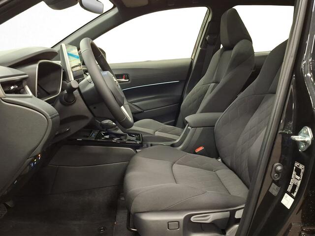 Toyota COROLLA Cross Hybrid 140 Dynamic | Panoramadak Demo Michael