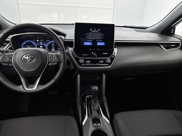 Toyota COROLLA Cross Hybrid 140 Dynamic | Navigatie |