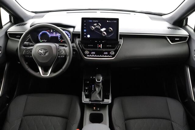 Toyota COROLLA Cross Hybrid 140 Dynamic | Apple Carplay/Android Auto | Elektrische Achterklep | Parkeersensoren | Stoel/Stuurverwarming |