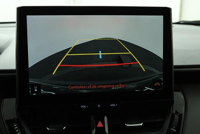 Toyota COROLLA Cross Hybrid 180 GR Sport | Panoramadak | Nieuwe Auto | 10 jaar garantie |