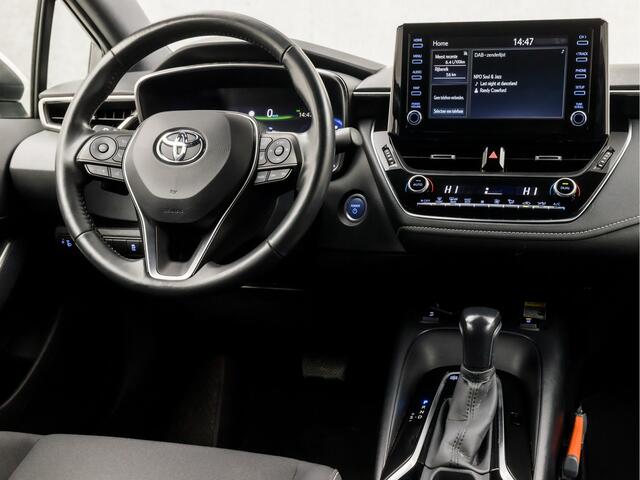 Toyota COROLLA Touring Sports 2.0 Hybrid Sport 180Pk Automaat (VIRTUAL COCKPIT, APPLE CARPLAY, CAMERA, STOELVERWARMING, SPORTSTOELEN, KEYLESS, ADAPTIVE CRUISE, ZWART HEMEL, LANE ASSIST, GETINT GLAS, NIEUWSTAAT)