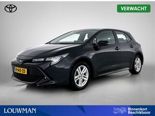toyota-corolla-1.8-hybrid-business-