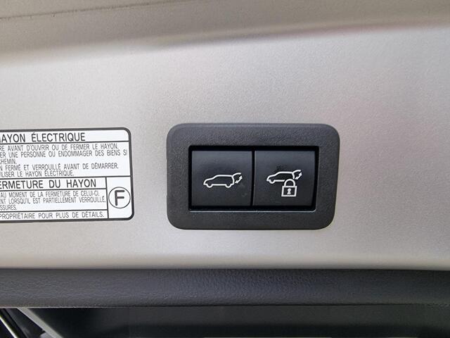 Toyota COROLLA Cross 2.0 High Power Hybrid Launch Edition | Elektrische Achterklep | Navigatie | Stoelverwarming |