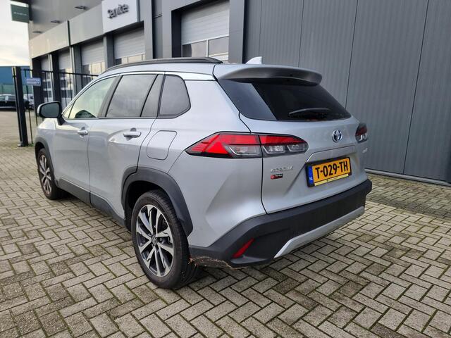 Toyota COROLLA Cross 2.0 High Power Hybrid Launch Edition | Elektrische Achterklep | Navigatie | Stoelverwarming |