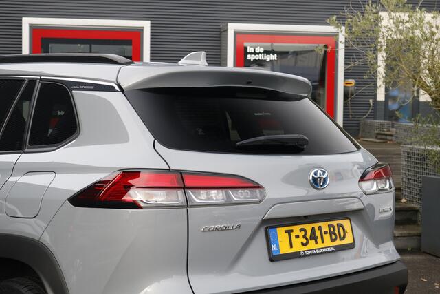 Toyota COROLLA Cross 2.0 High Power Hybrid First Edition | Apple Carplay | 197 pk | Achteruitrijcamera |