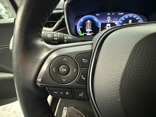 Toyota COROLLA Touring Sports 1.8 Hybrid First Edition Stoel en Stuur verwarming, Full option, BTW auto NL Auto