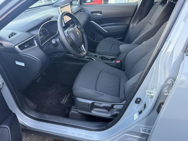 Toyota COROLLA Cross Hybrid 140 Style Dodehoekdetectie | Parkeersensoren rondom | 18 inch lichtmetalen velgen | NL auto | Dealeronderhouden